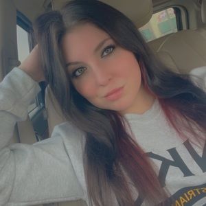 Meet your Posher, Janaya